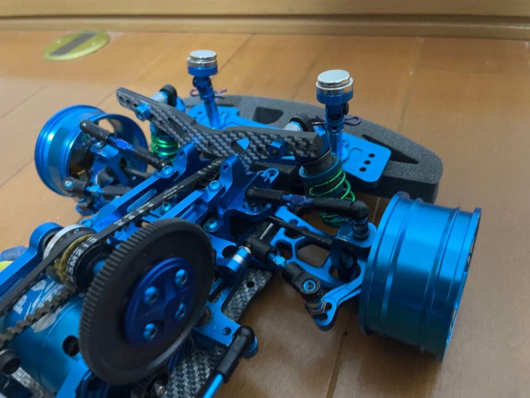 希少/未走行】タミヤ TA-05 コンバージョン スクエア ホワイトカーボン