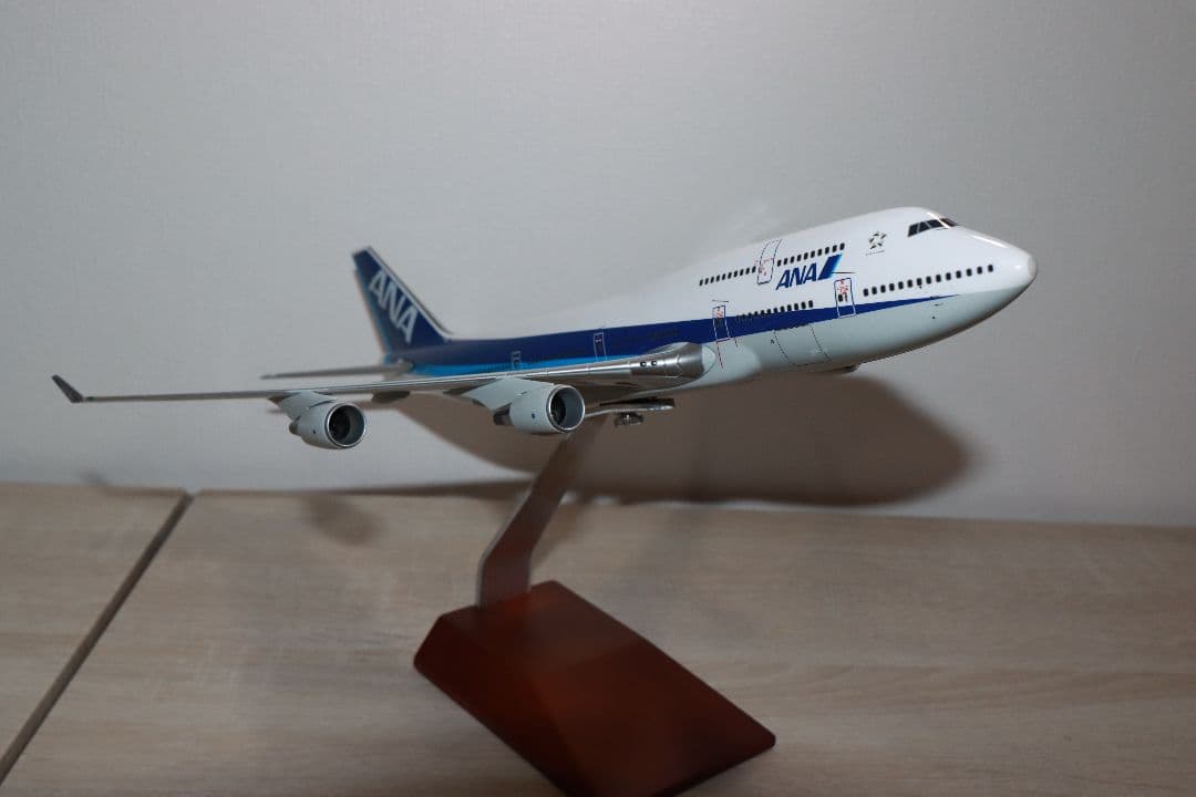 ANA ボーイング747-400 NH20064 1:200 ギヤ無し NH20064 ボーイング747