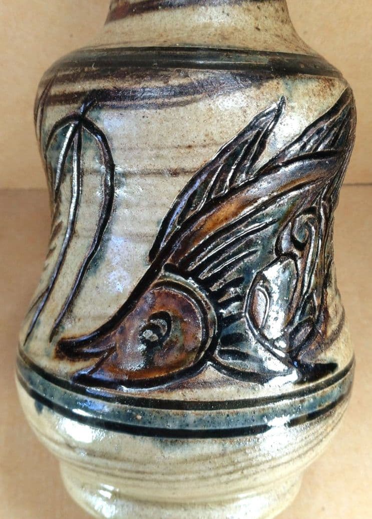 本物保証】金城次郎 壷屋焼嘉瓶 共箱 栞 人間国宝 笑魚海老