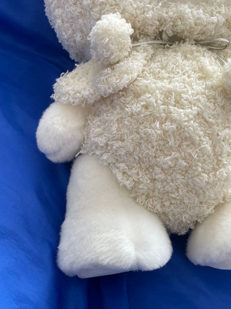 vivitix限定　ハローキティ　うさぎ　ぬいぐるみ