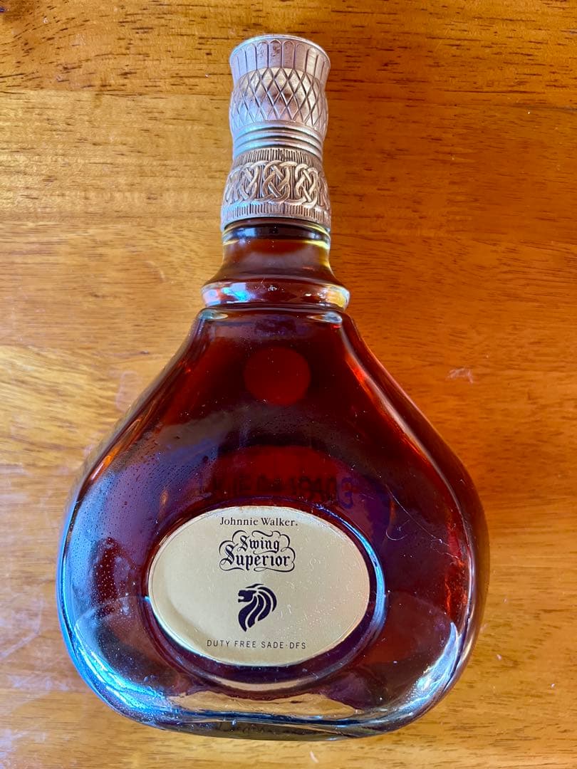 Johnnie Walker Swing Superior 750ml - メルカリ