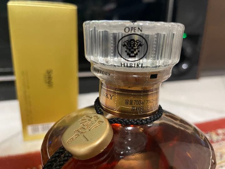 未開栓響 サントリーSUNTORY ウィスキーゴールドラベル箱付き