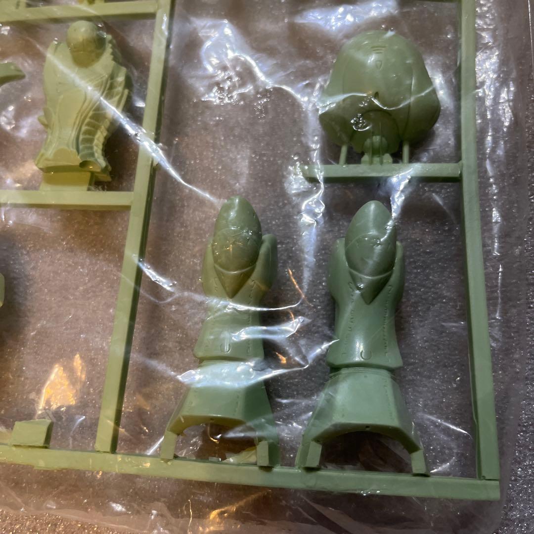 ボークス　マグロウ 1/00 FSS ファイブスター物語 ガレージキット　現状