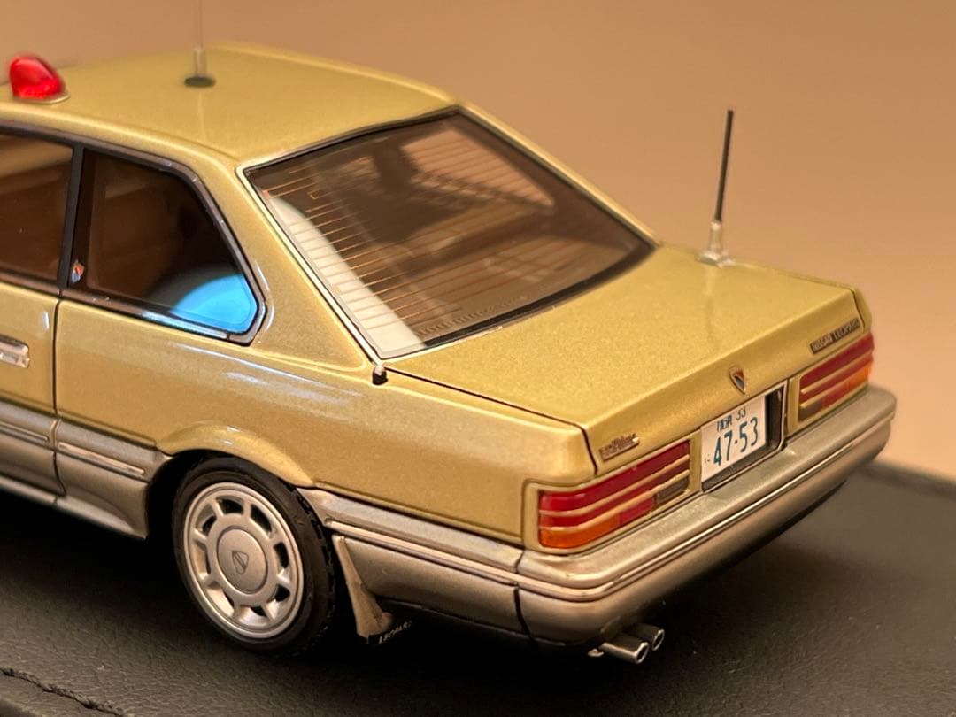 日産レパード アルティマ イグニションモデル✖️トミーテック1/43 あぶない刑事