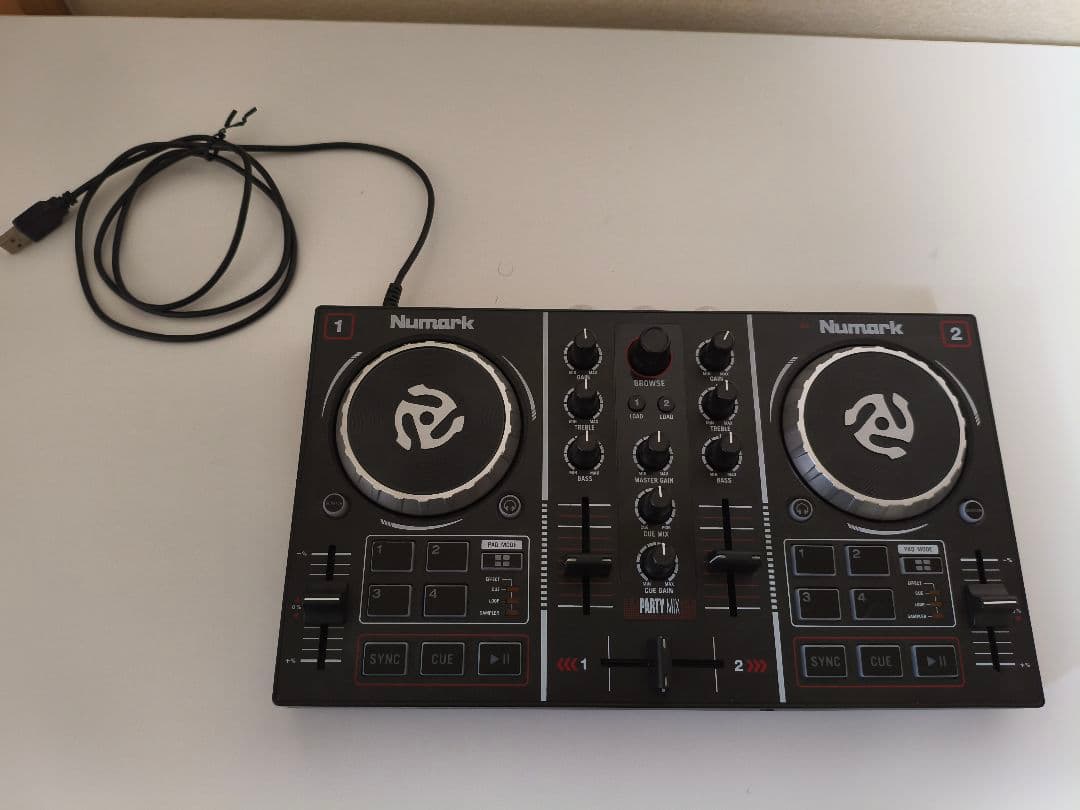 Numark Party Mix DJコントローラー 製品情報：Party Mix II：Numark