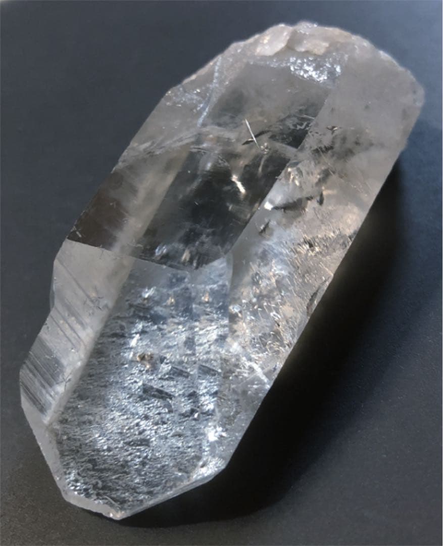 天然石　パワーストーン 青森県 癒し 若さ 艶やか