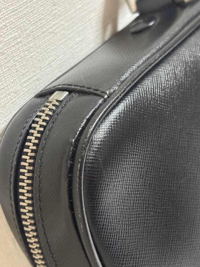 【鍵付き南京錠】PRADA ビジネスバッグ 三角ロゴ サフィアーノレザー メンズ