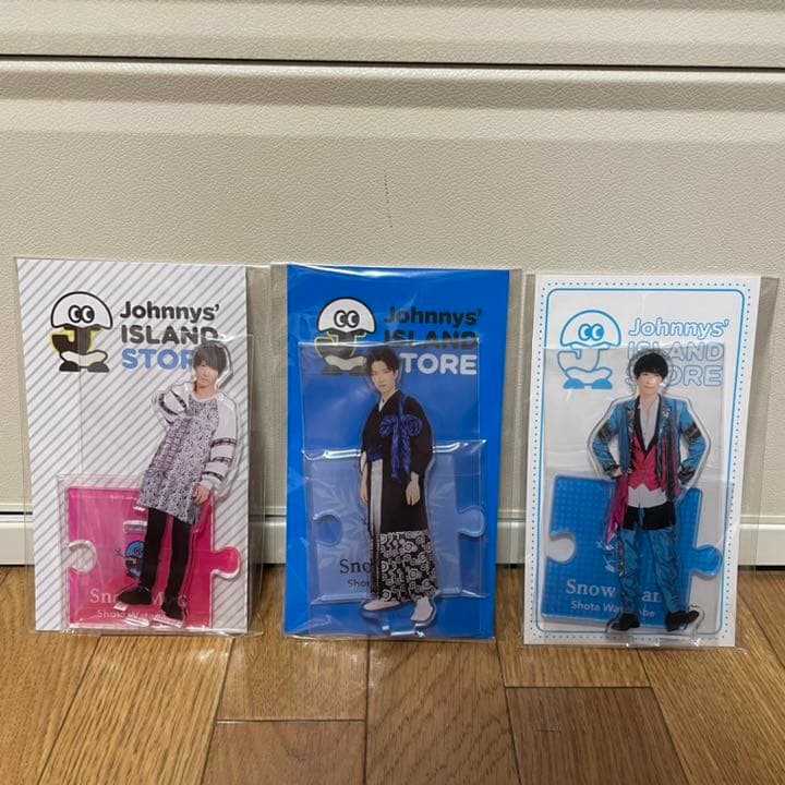 渡辺翔太 アクリルスタンド Amazon.co.jp: Snow Man アクリルスタンド