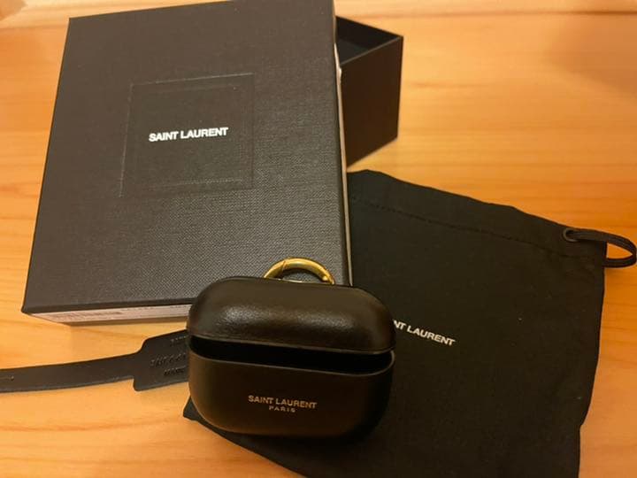 サンローラン（SAINT LAURENT）AirPodsケース SAINT LAURENT サン