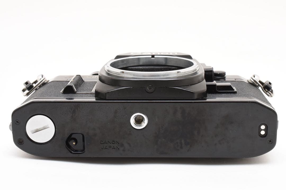 233☆動作品☆Canon AE-1 ブラック ボディ