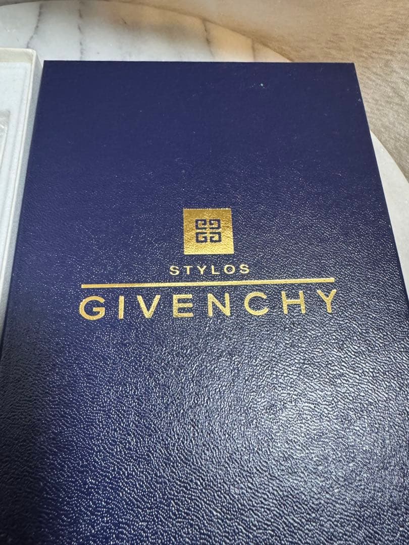 Givenchy 記念ギフトセット 赤＆緑 未使用保存品