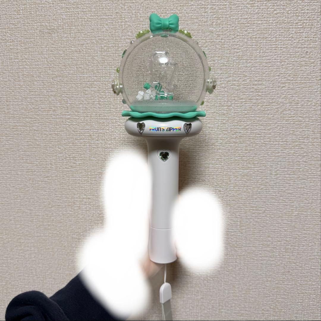 FRUITS ZIPPER ペンライト 櫻井優衣 - メルカリ