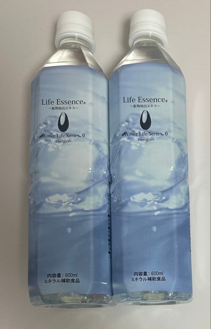 新品】Life Essence ミネラルウォーター 600ml 2本 - メルカリ