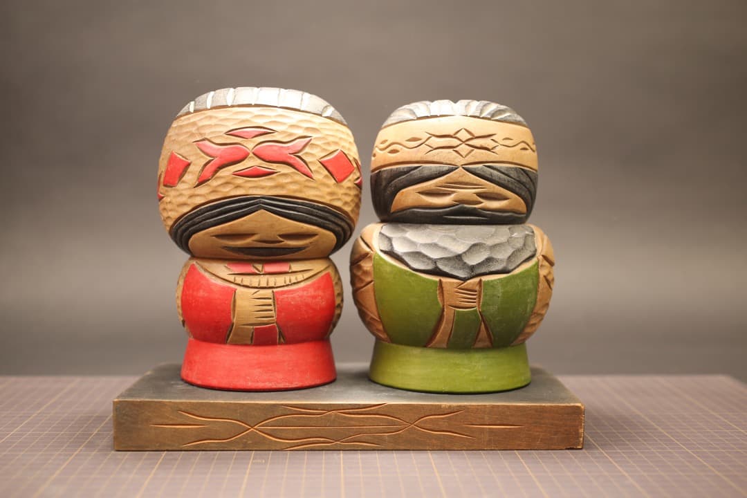 【即購入可】北海道／アイヌ／ニポポ人形／夫婦／骨董／古美術／郷土玩具／工芸／土産 即購入可】北海道／アイヌ／ニポポ人形／夫婦／骨董／古美術／郷土玩具