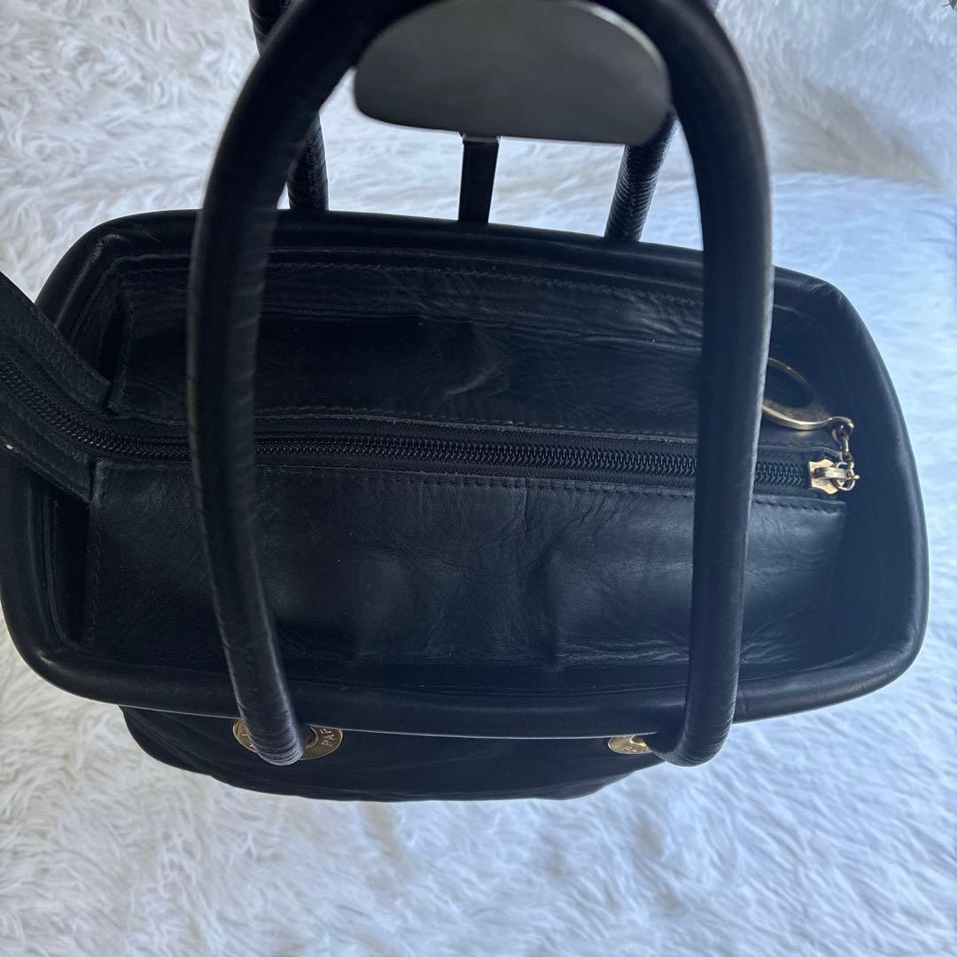 美品✨セリーヌ　黒 ナイロン ショルダーバッグ