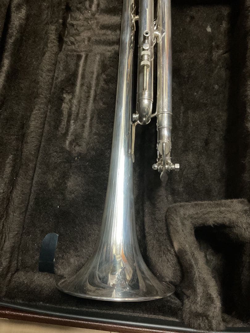 レア！43ベル Bach バックStradivarius トランペット 美品