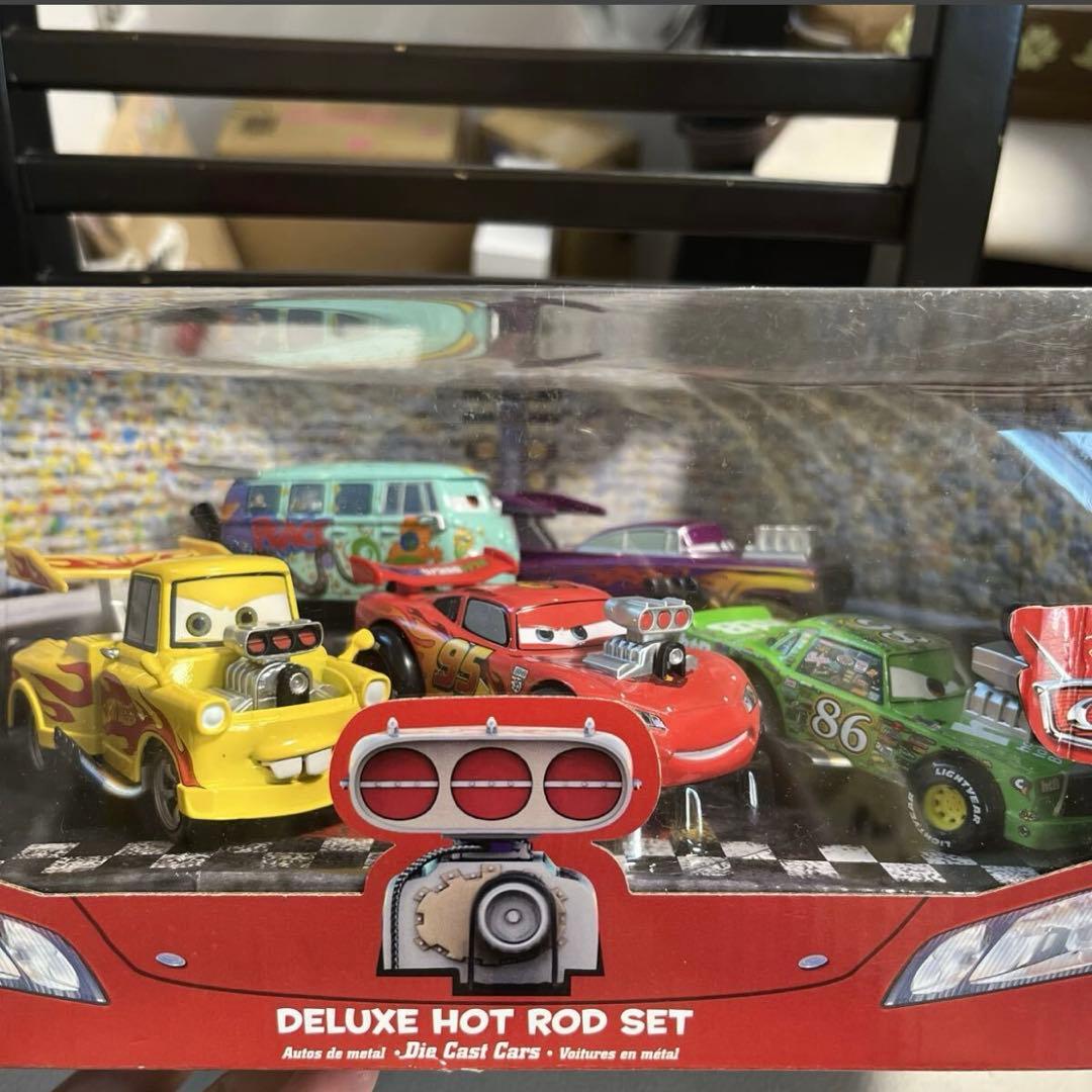 ディズニーストア　カーズ　カスタム　ホットロッド　ミニカー　5台セット