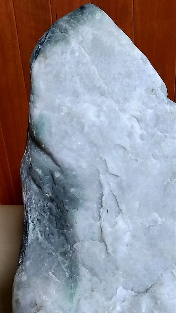 ☆翡翠原石☆糸魚川硬玉【横川転石・川ズレ・ウブ16kg】