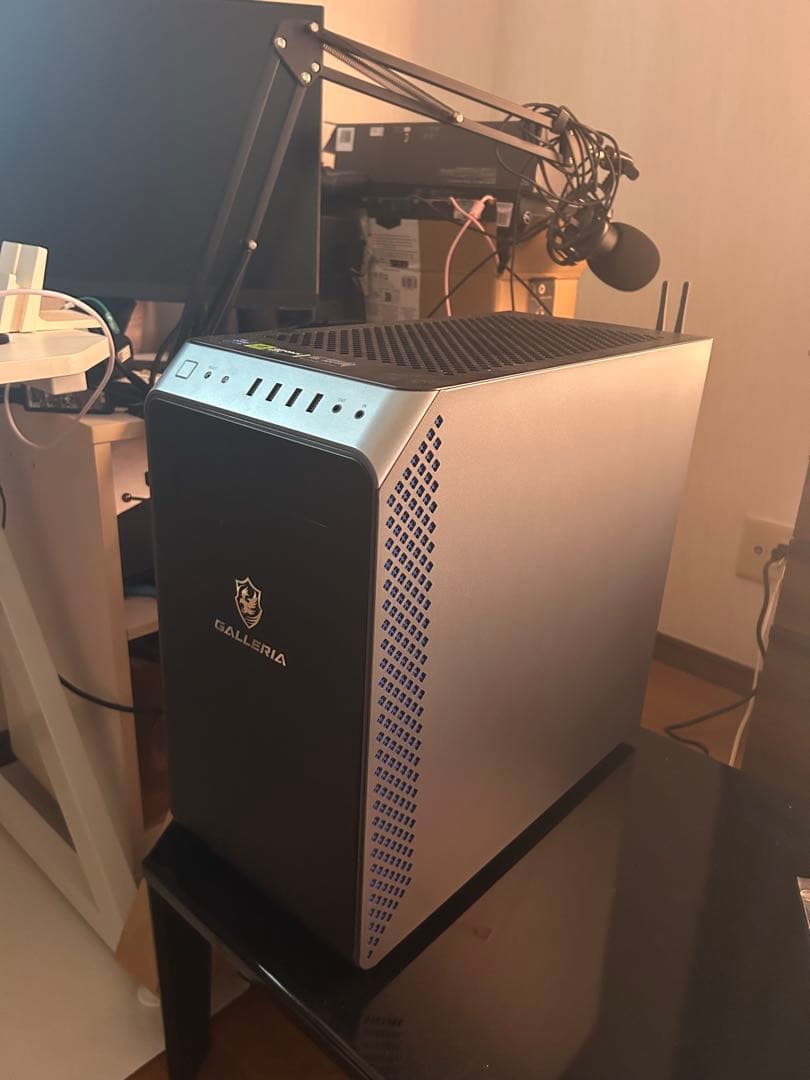 DELL Inspiron22 爆速SSD480 12GB 新Win11