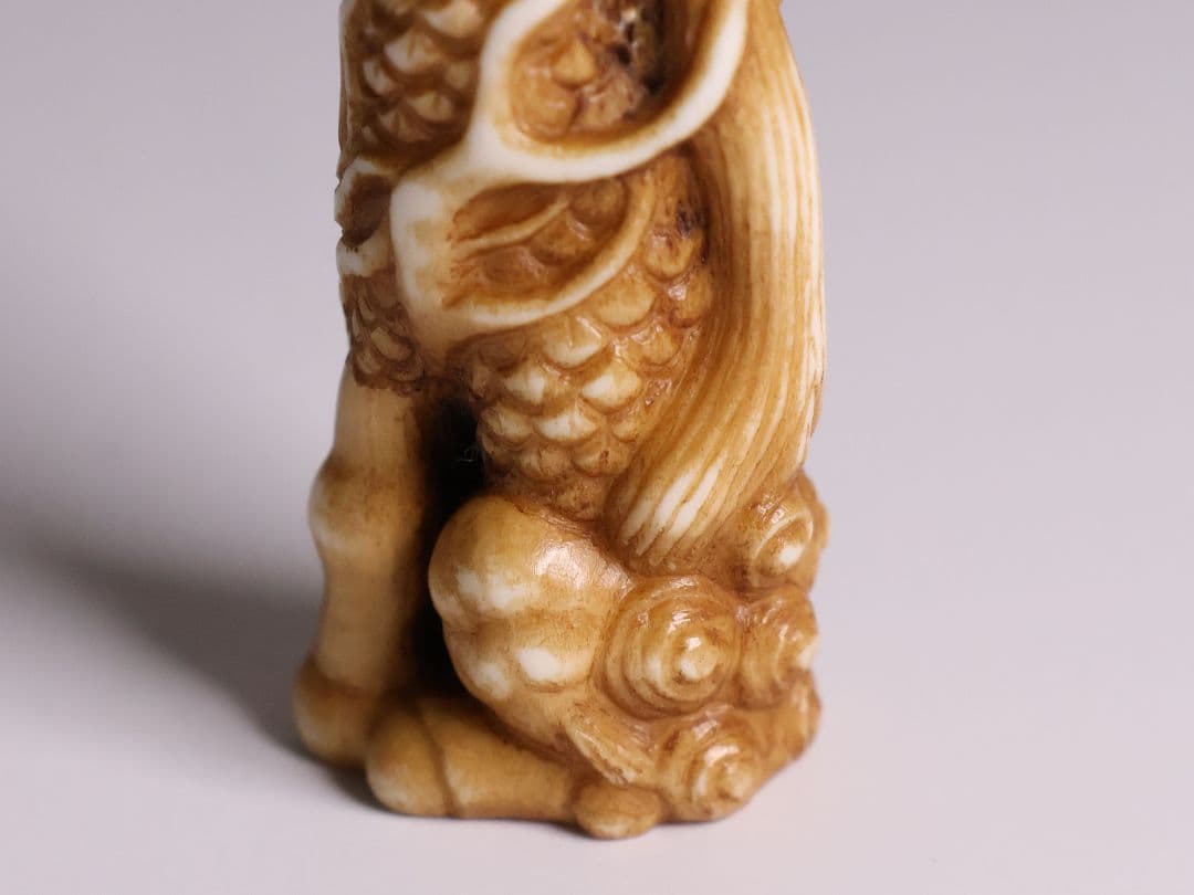 時代 堤物 根付 置物 鹿角 麒麟 全長7.6cm 神獣 彫刻【CM258】 - メルカリ