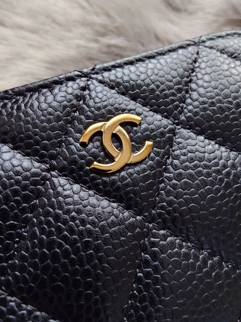 【極美品 付属品完備】【CHANEL】 パース キャビアスキン ブラック