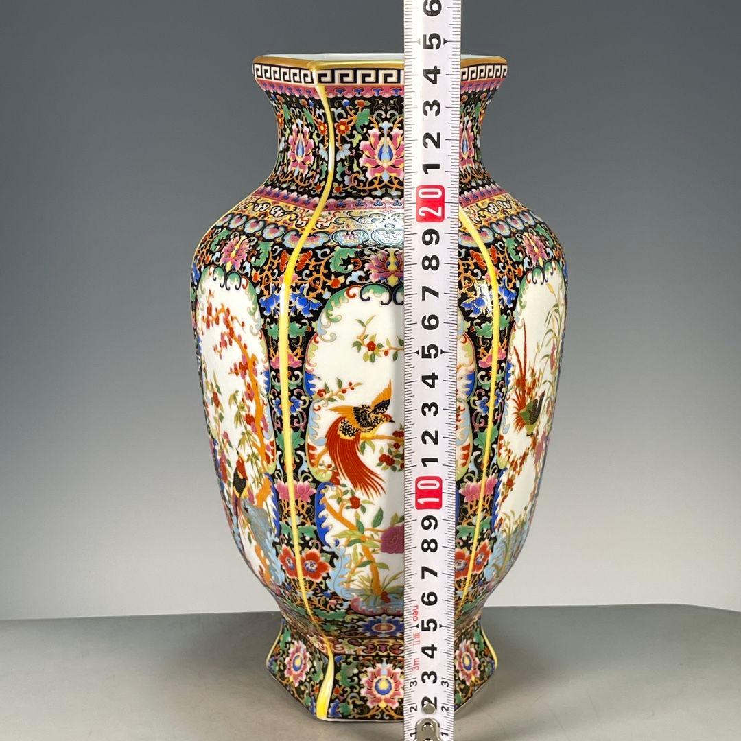 琺瑯彩六面開窓花鳥賞瓶 景徳鎮 陶磁器 装飾品 現代工芸品 美術品 置物