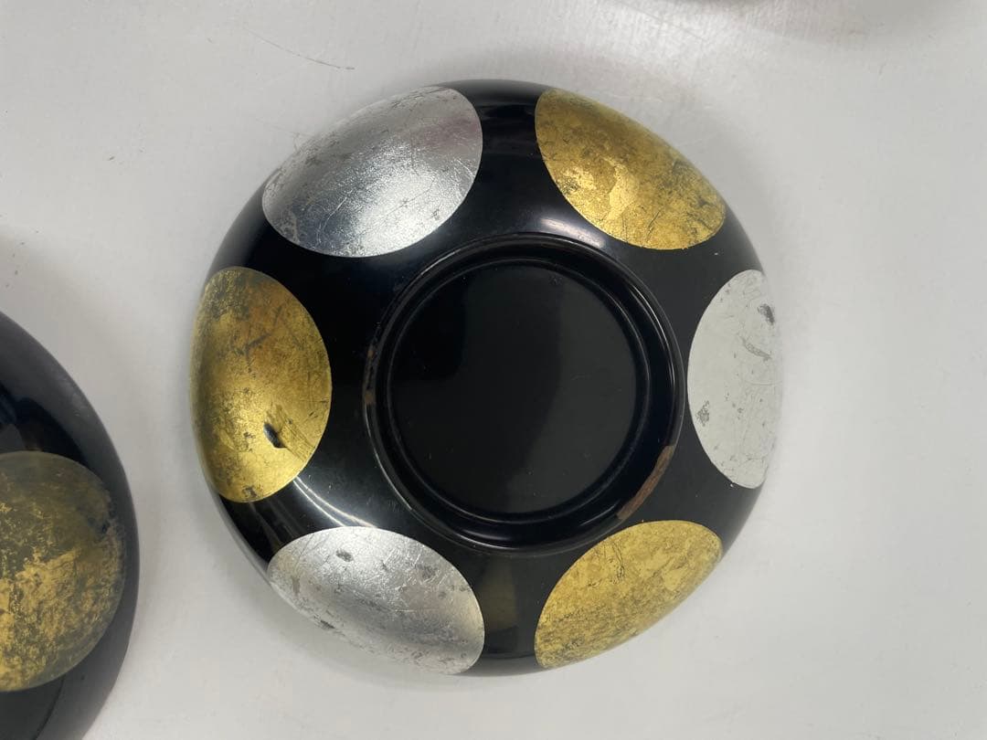 ツバキ 蓋付き椀 黒 金 銀丸模様 27客セット　少々難ありお値下げ品！