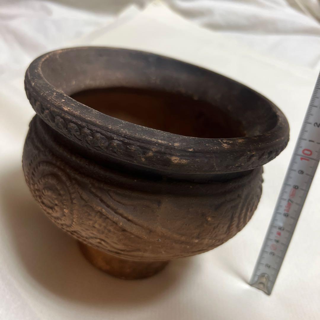 縄文時代の土器 爪形文鉢形土器（つめがたもんはちがた