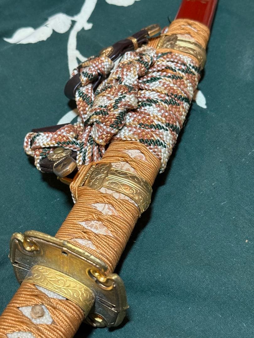 模造刀　糸巻太刀拵　赤鞘　コスプレなどに