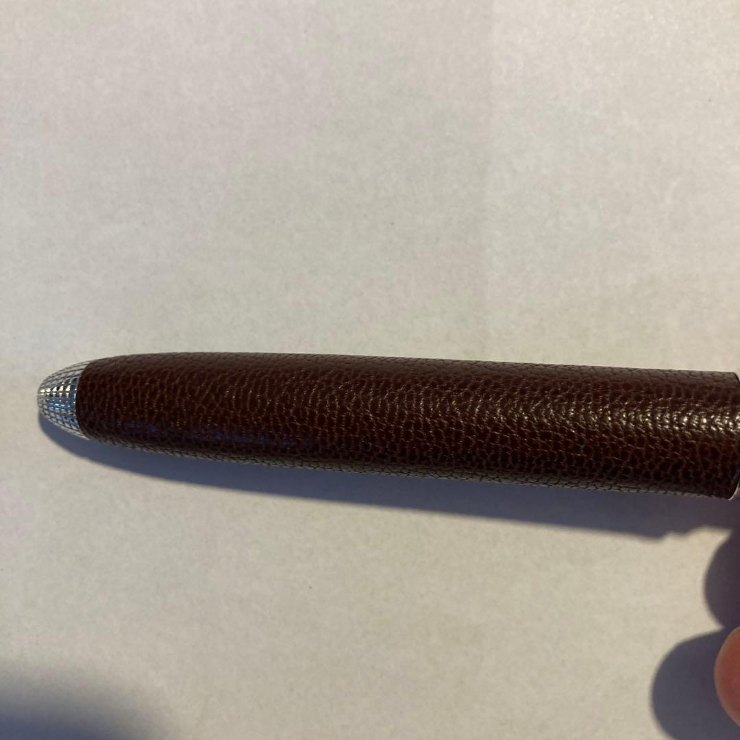 【極美品】ルイヴィトン ボールペン ドックキュイール ローラーボール　ブラウン