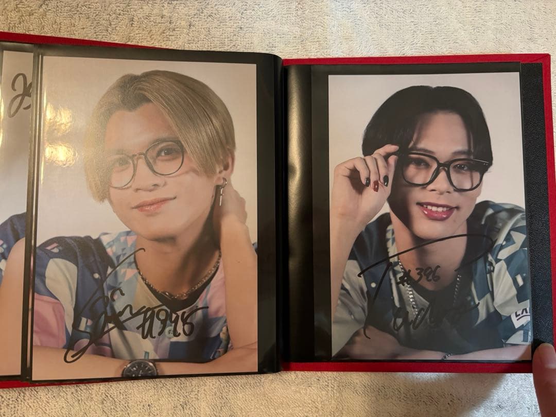 BsGravity 2025 1部 直筆サイン入りフォトブック