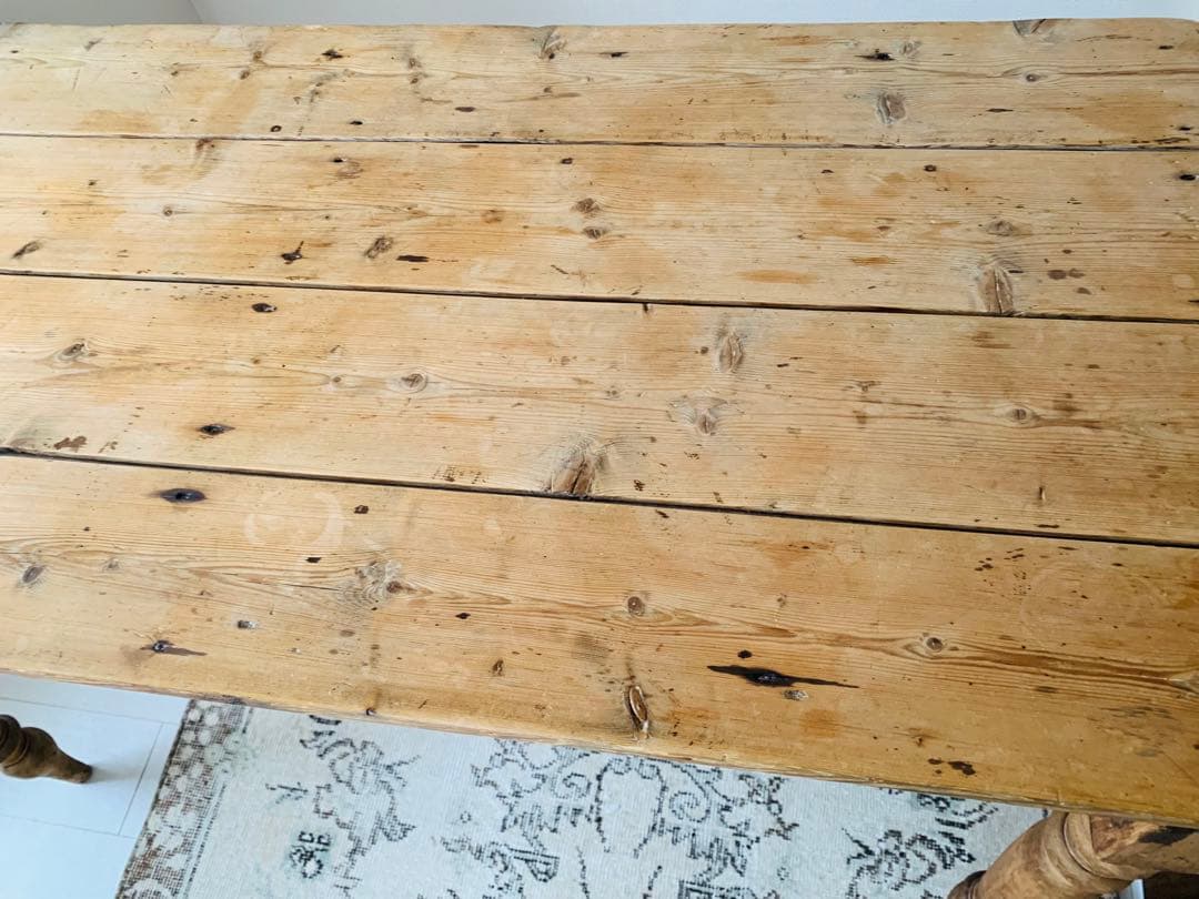 アンティーク　テーブル　KRANKで購入　ダイニングテーブル　ヴィンテージ