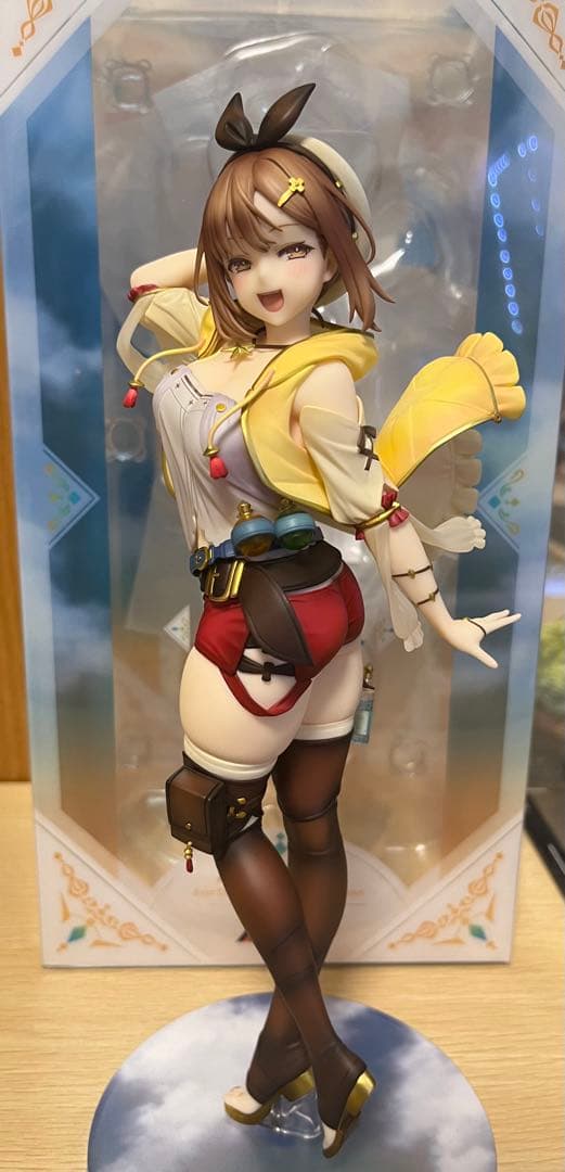 ライザ1/7 完成品フィギュア ALTER