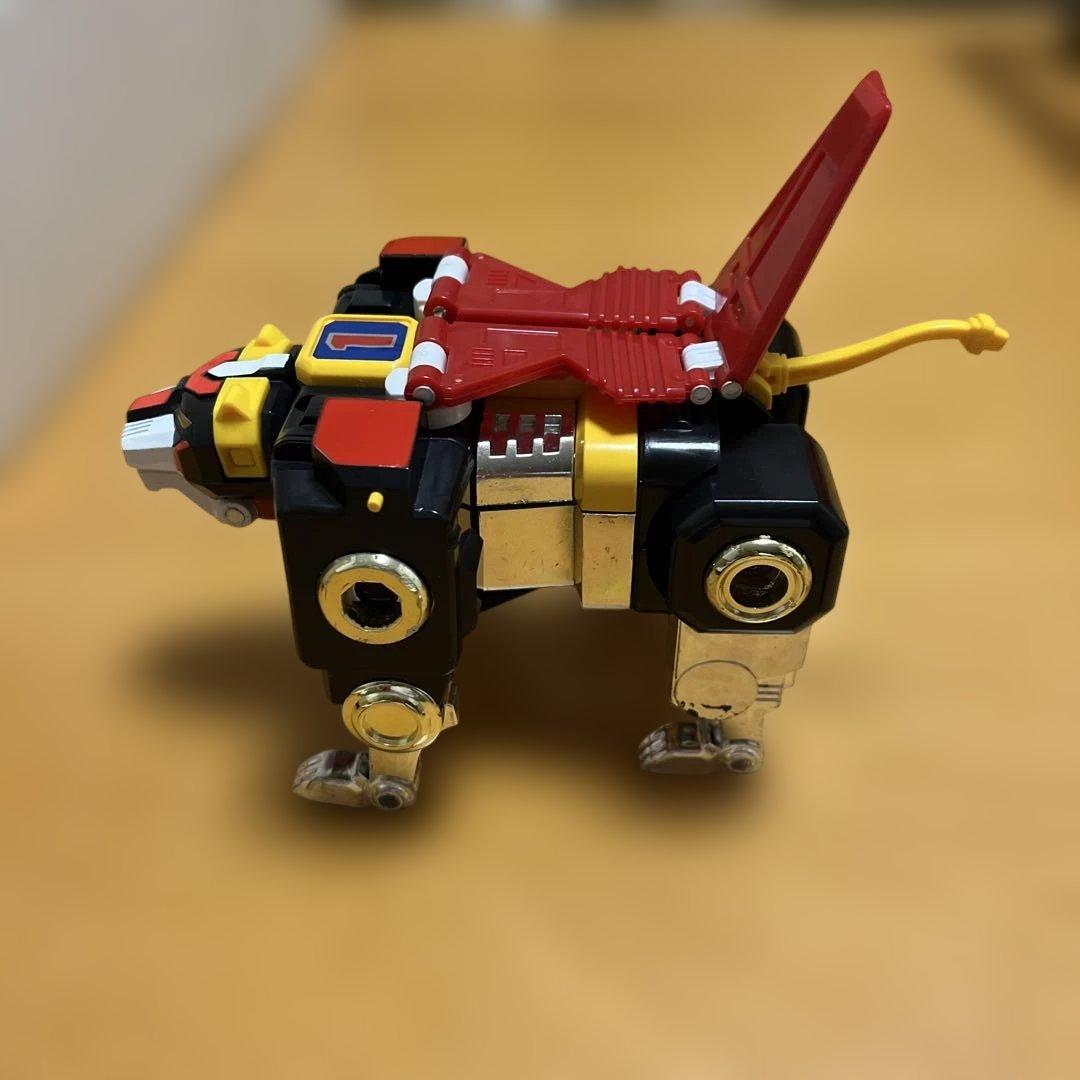 未来獣合体　ゴライオン超合金　ポピー