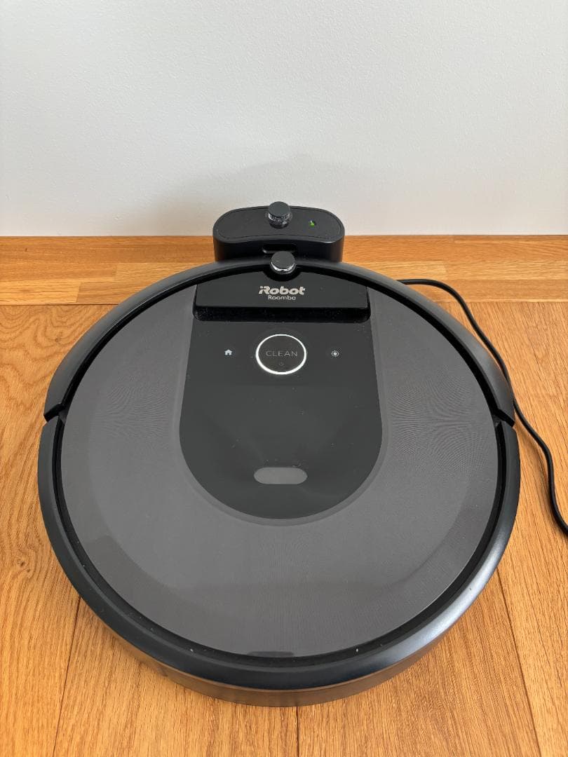 iRobot Roomba i7本体 (付属品有り) ルンバ アイロボット i7 ホームベースセットモデル ロボット掃除機 お