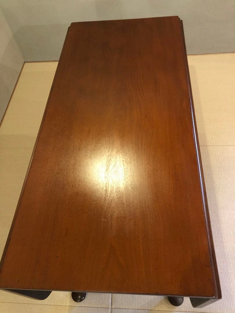 英国アンティークテーブル