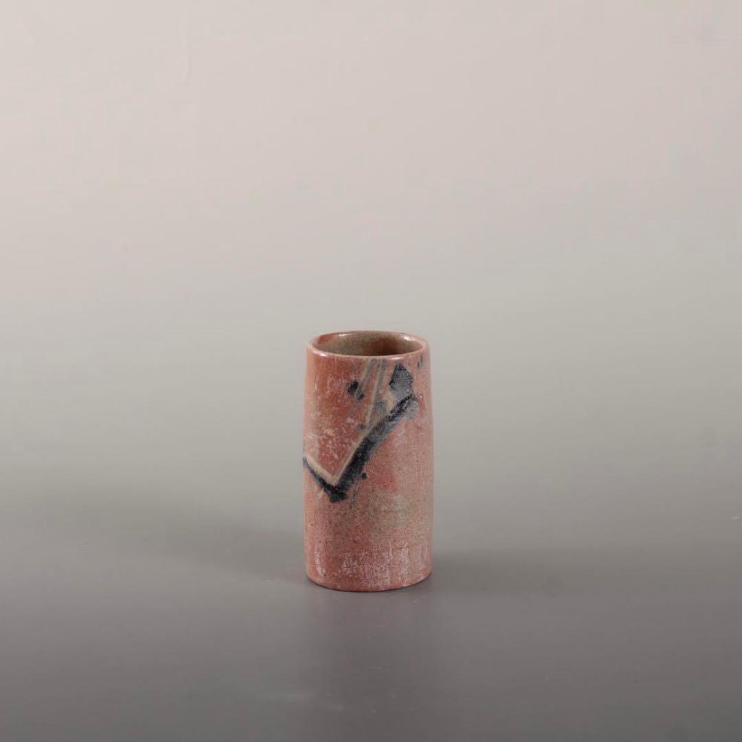 赤楽 筒盃 京焼 梅？ 古美術 古道具 ぐい呑み 酒器 盃 アンティーク 赤楽 筒盃 京焼 梅？ 古美術 古道具 ぐい呑み 酒器 盃 アンティーク 赤