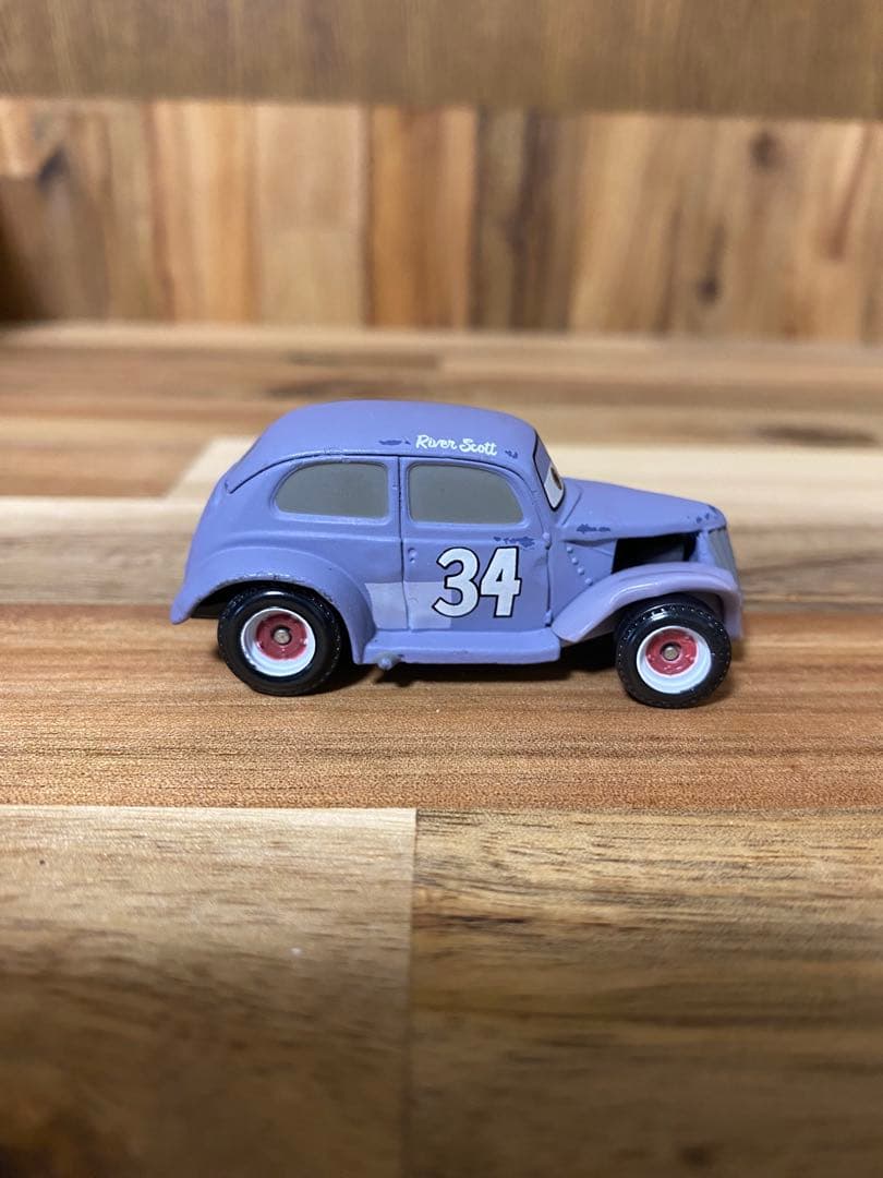 カーズ　トミカ　リップクラッチゴンスキー、リバースコット、ドクター・ダメージ