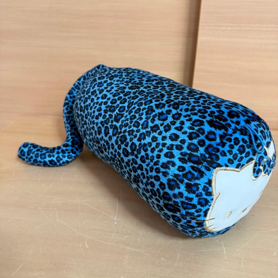 ハローキティ 円柱型 尻尾 タグ付き クッション 4点セット キティちゃん