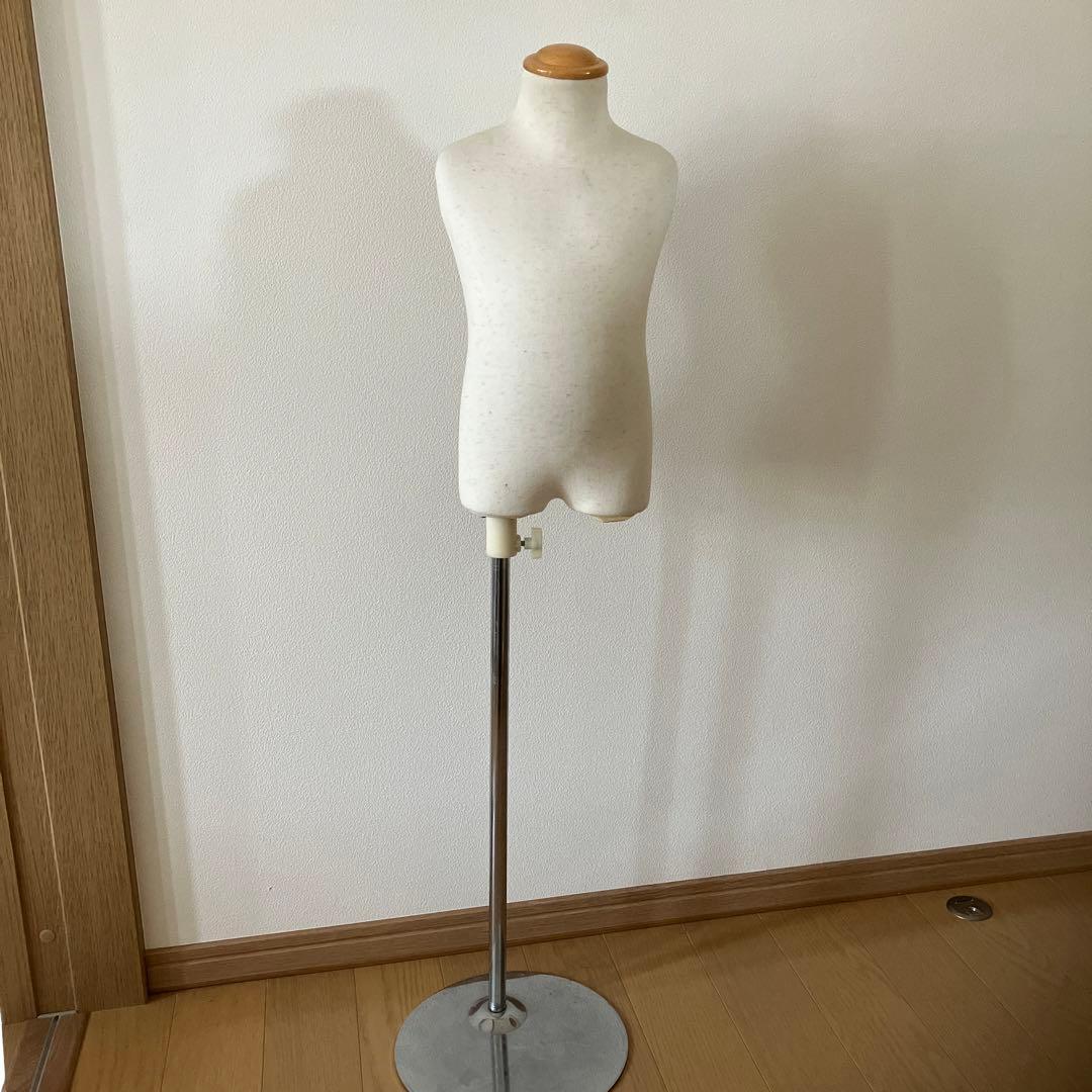 キッズ トルソー ボディ 子供 マネキン 【中古品】 - メルカリ