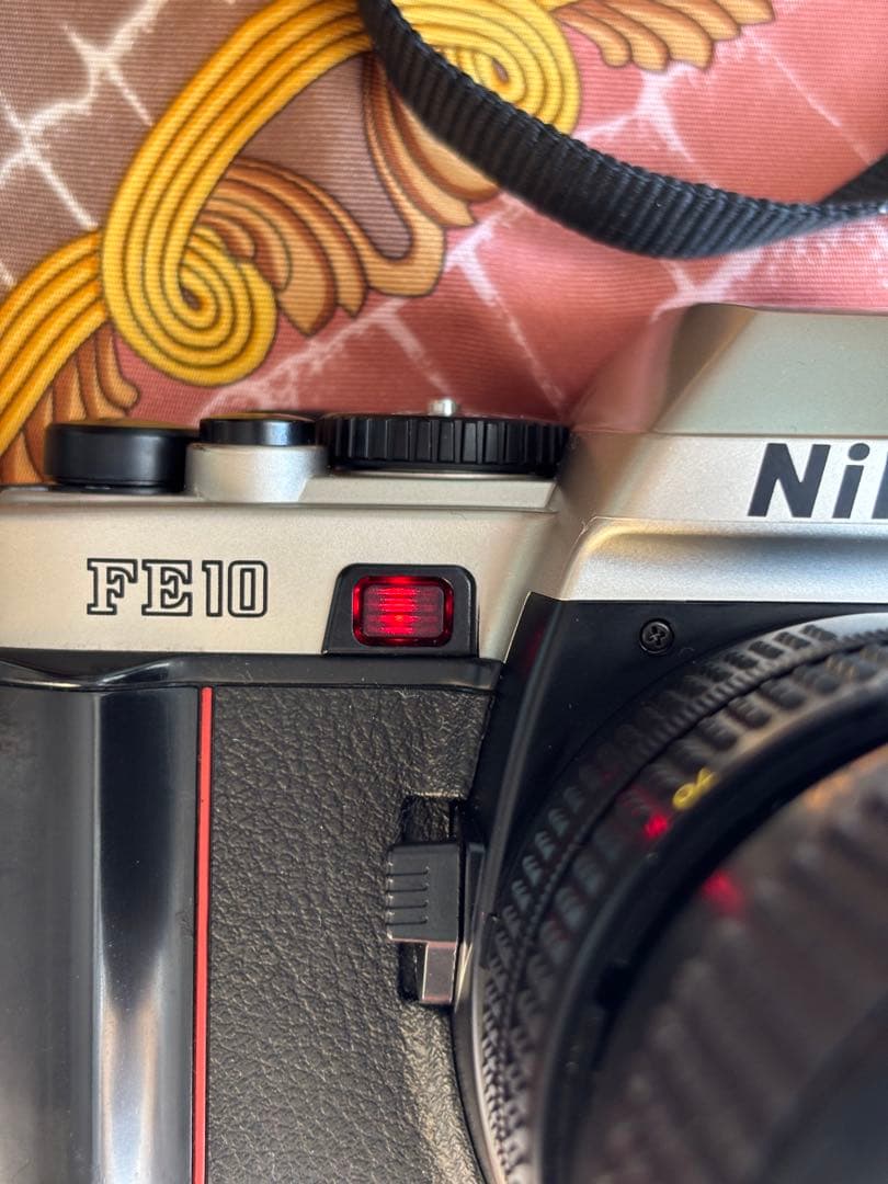 早い者勝8日、月曜日のみ価格Nikon FE10 35-70mmレンズ完動美