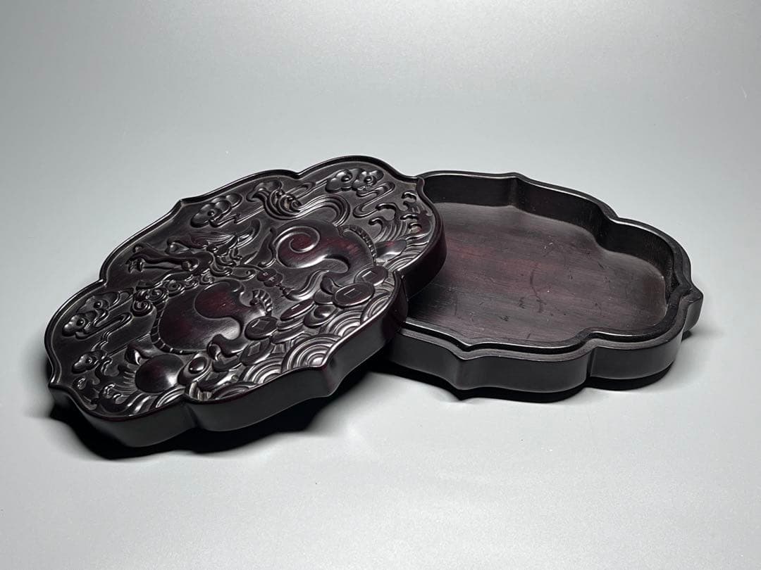 木製 小物入れ 紫檀 硯箱 香合 浮彫 神獣紋 極細工 文房具 中国美術 美