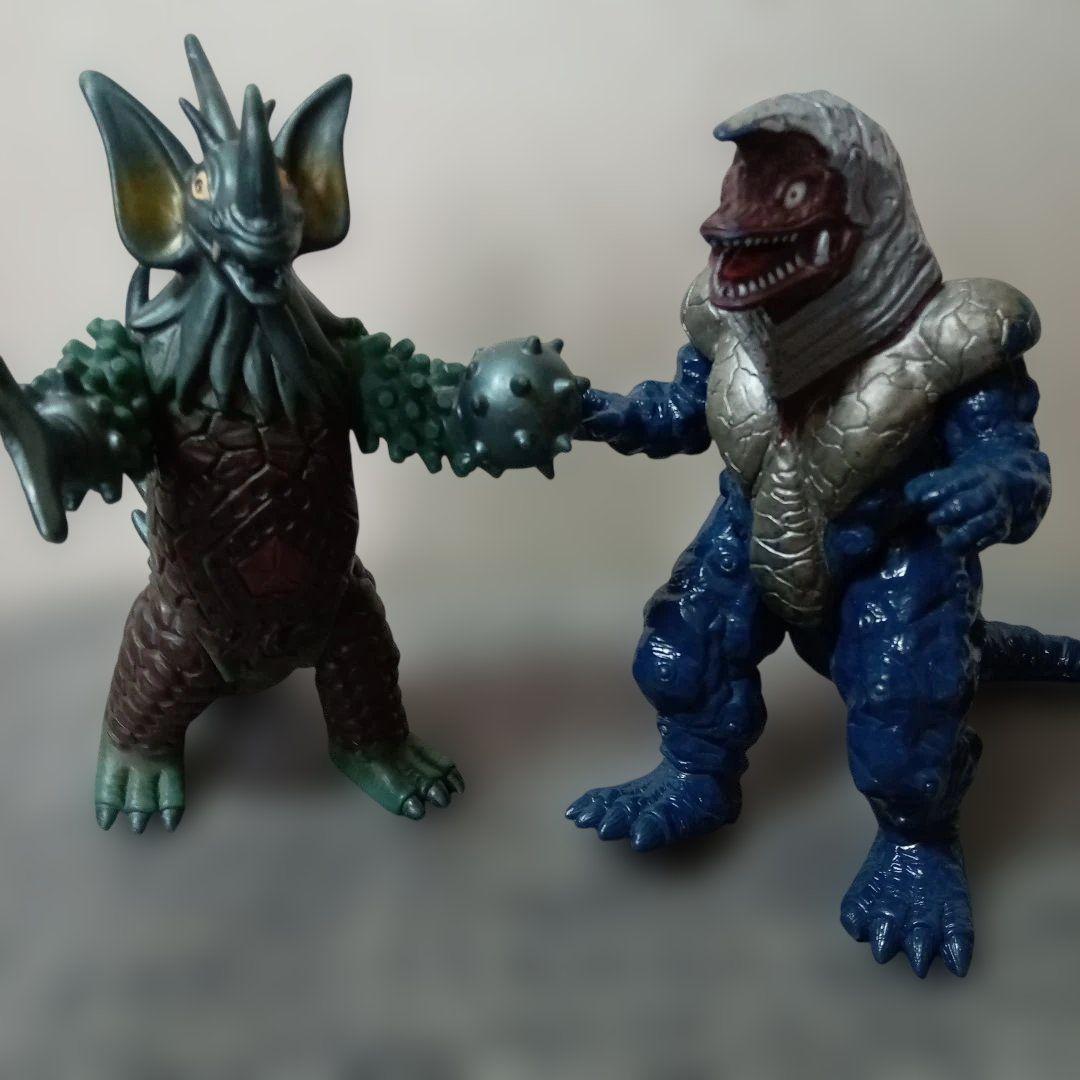 恐竜のおもちゃセット（7体 ）