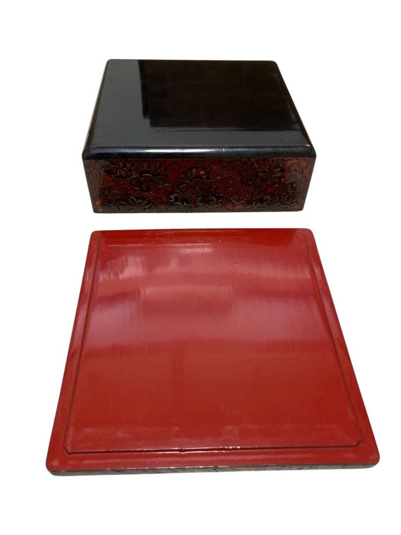 晴霞堂　内朱五寸五段両開重箱　桜皮　大正時代