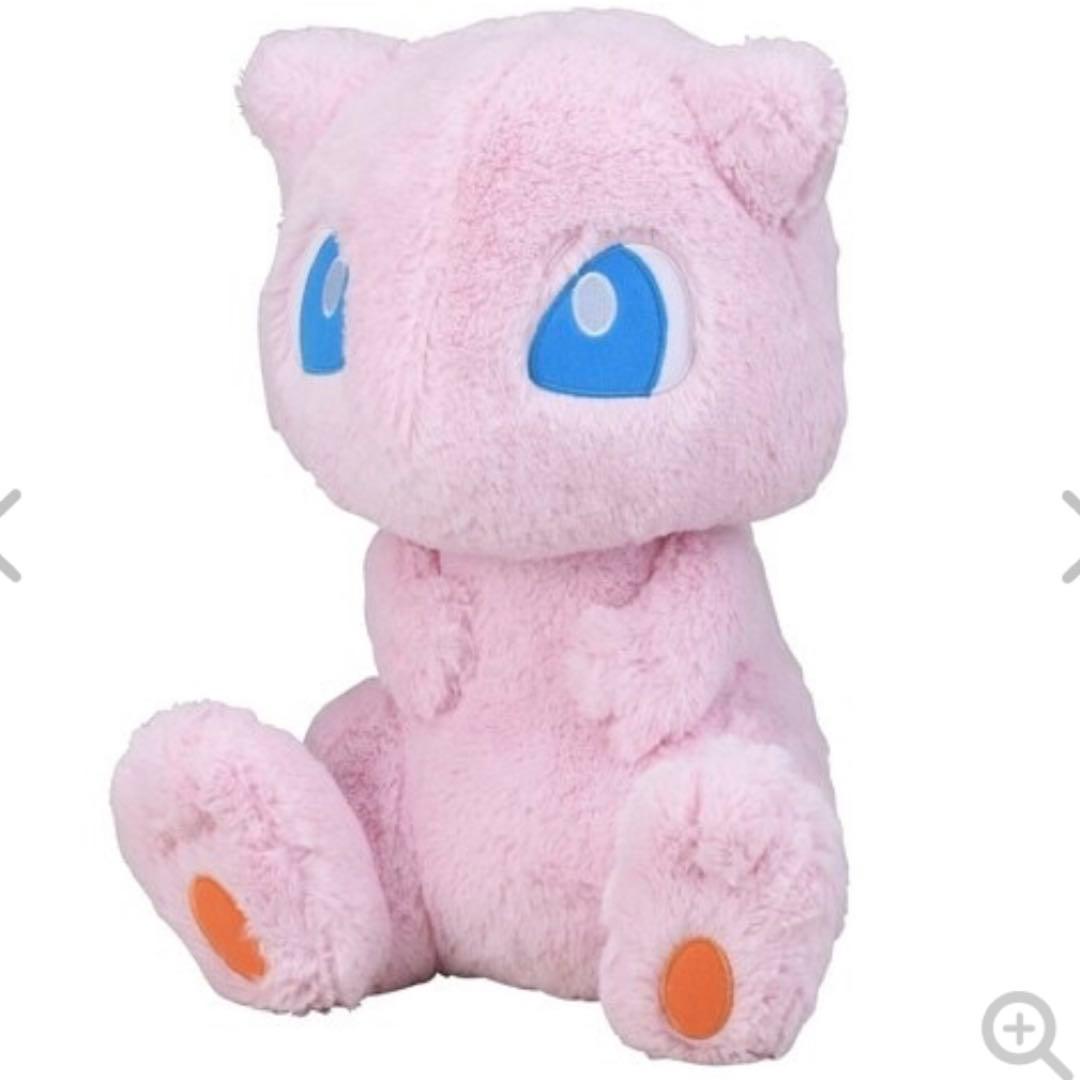 新品⭐️ふわふわ抱きぬいぐるみ ミュウ　ポケモンセンター限定　抱きぐるみ　完売品