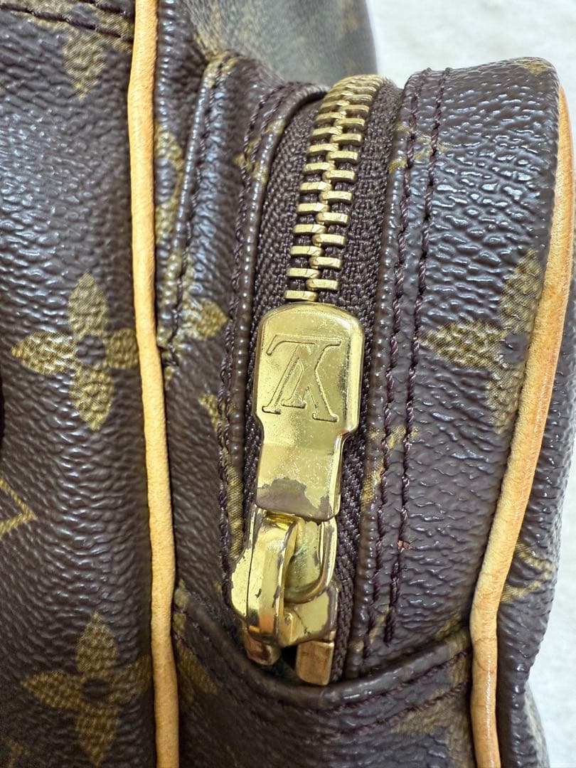 LOUIS VUITTON ショルダーバッグ アマゾン