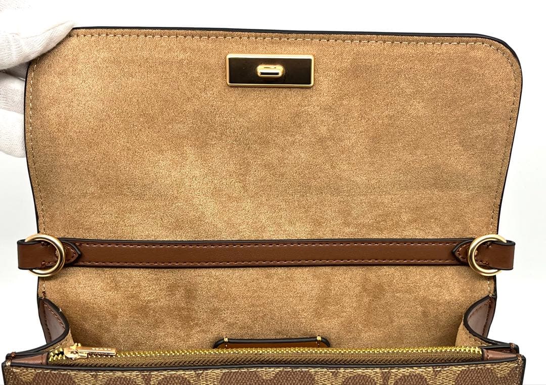 【新品・未使用】COACH フラップ ショルダーバッグ ブラウン シグネチャー