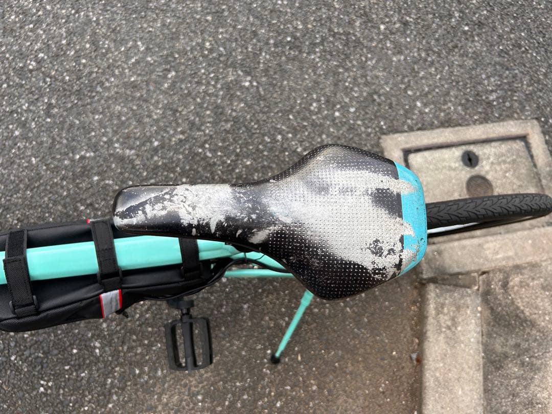 クロスバイク ミントグリーン 後輪モーター