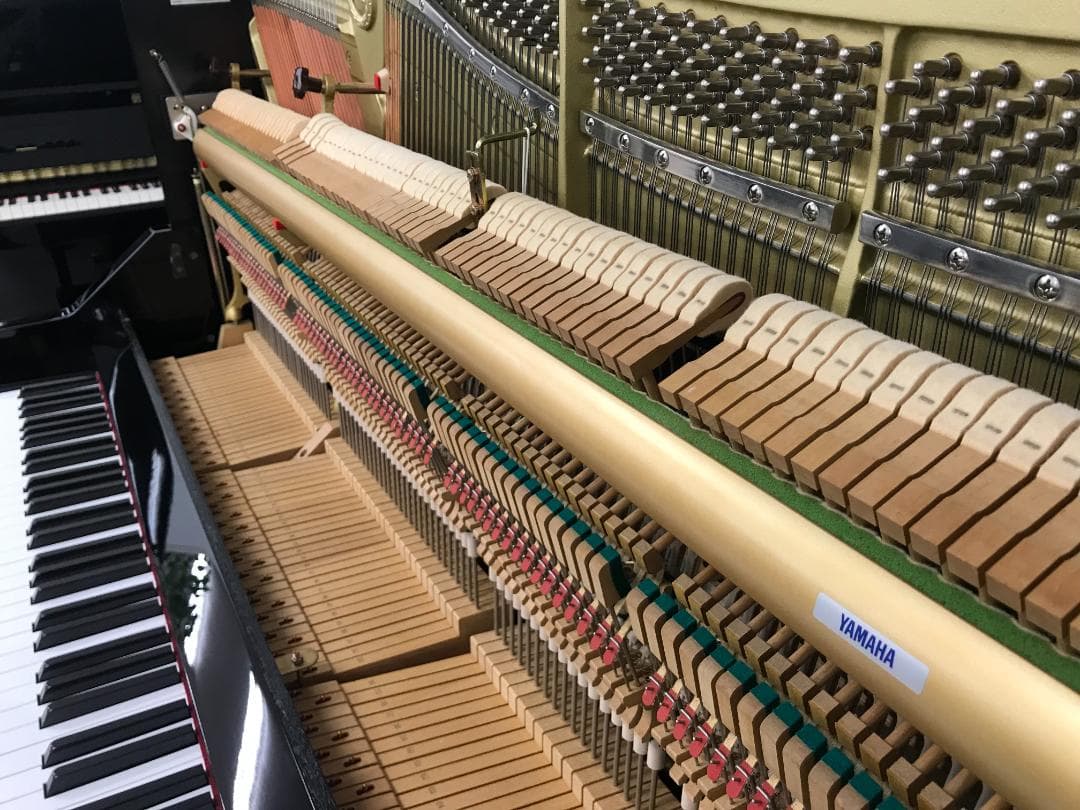 ☆65007【アップライトピアノ】YAMAHA YU30SB