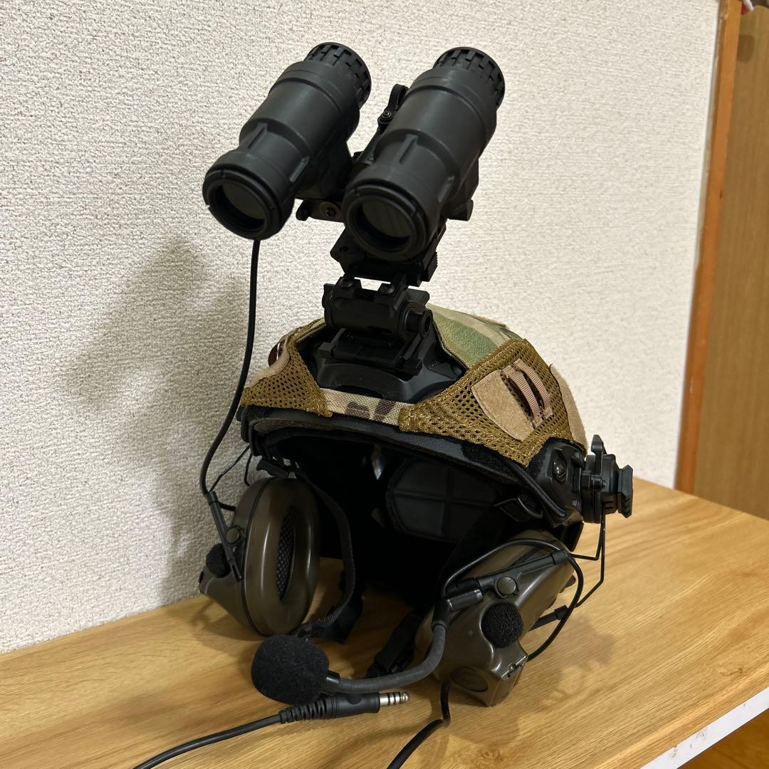 迷彩ヘルメット ナイトビジョン ヘッド付き レプリカ ミニタリー